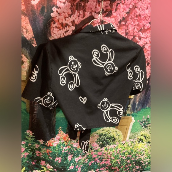 5 Super Cute Crop Tops (Check The Pictures) - Picture 3 of 11